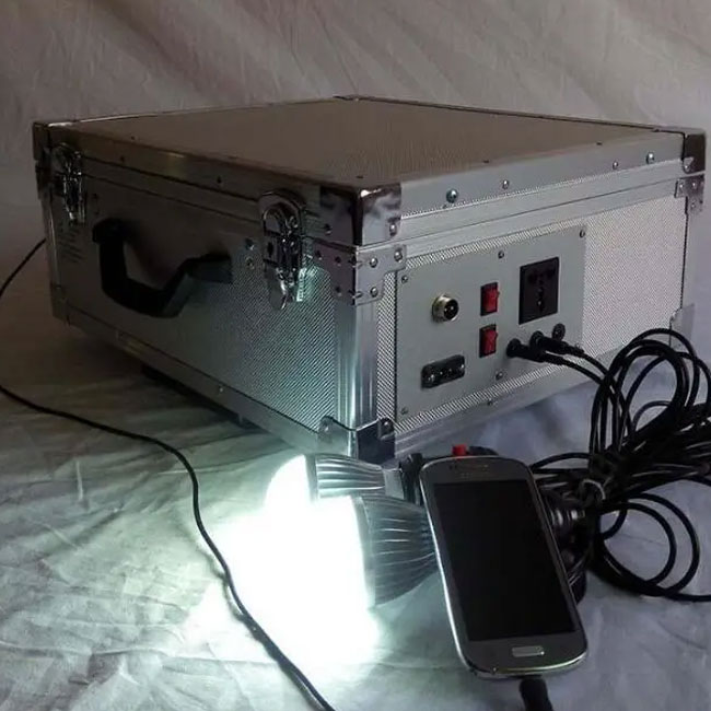 Système d'alimentation de boîte portable 40W Solar