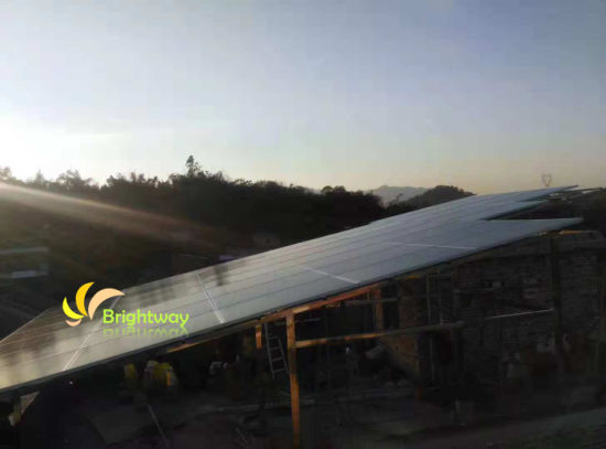 Système d'énergie éteinte solaire 3KVA / 5KVA / 8KVA pour la maison / le bureau / la ferme / l'hôtel