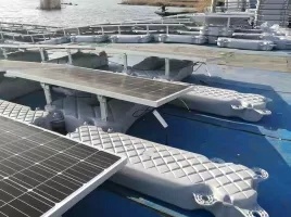 Système d'énergie solaire à réseau flottant à surface distribuée 1MW