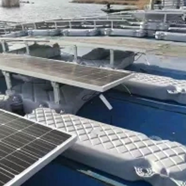 Système d'énergie solaire à réseau flottant à surface distribuée 1MW
