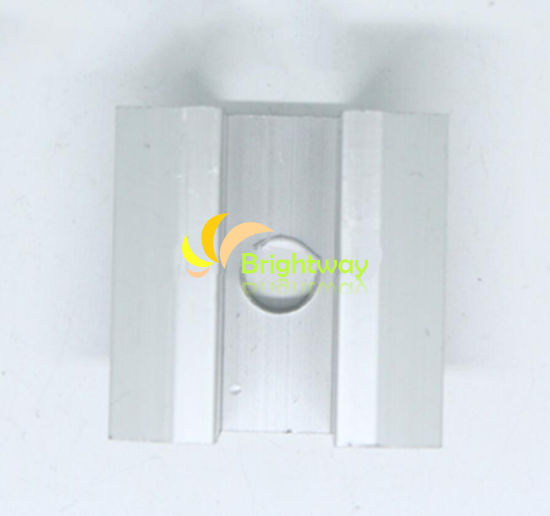 AAM002 Pince moyenne en aluminium pour le système d'énergie solaire