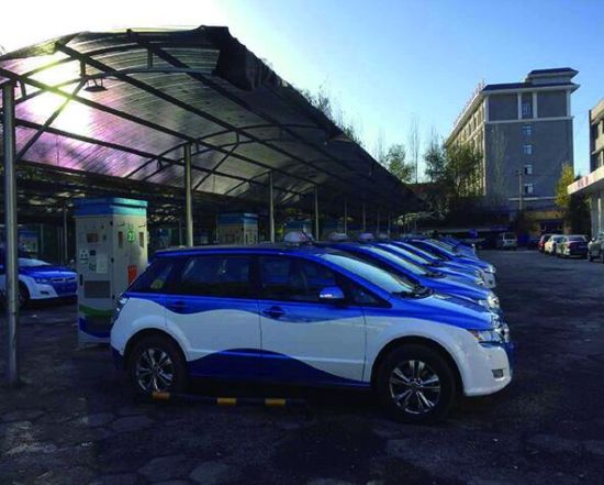 1kw 2kw 3kw 4kw 5kw 6kw 7kw 8kw 9kw 10kw système de stationnement de voiture solaire système d'alimentation solaire d'abri de voiture
