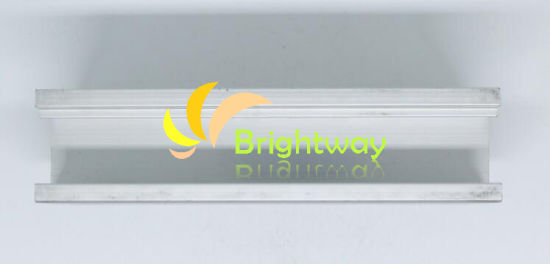 Rail en aluminium AM008 pour système d'alimentation solaire