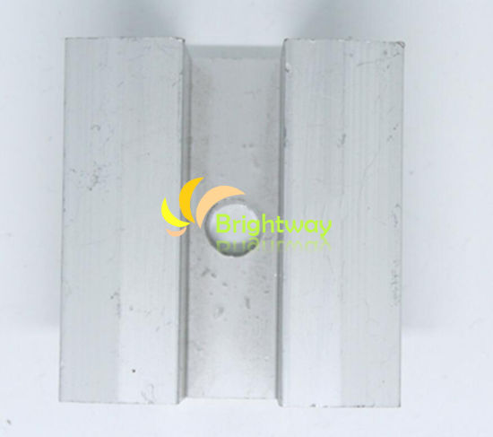 Pince moyenne en aluminium AAM007 pour le système d'énergie solaire