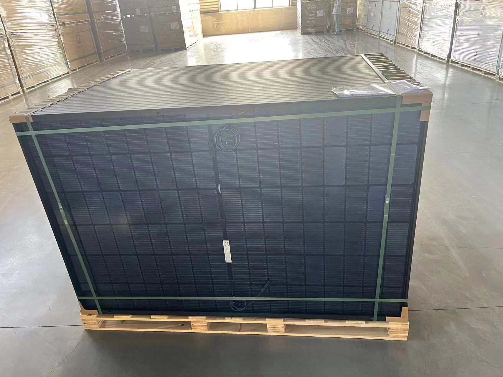 Brightway Solar Topcon n Type 440W Panneaux PV en verre noir complet à usage commercial