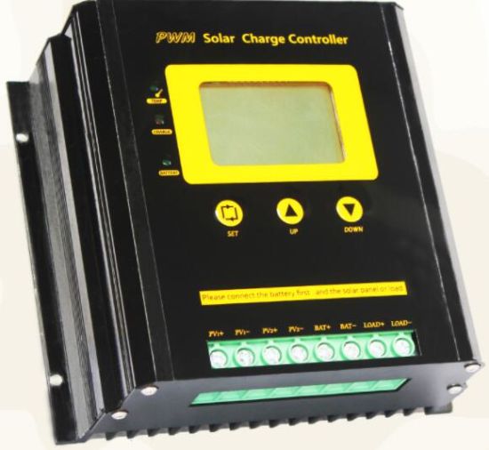 Contrôleur PWM solaire 60V/72V/50A pour système d'alimentation solaire