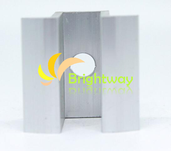 AAM003 Pince moyenne en aluminium pour le système d'énergie solaire